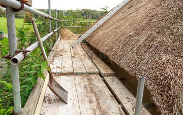 advantages of Ceann A Tuath Loch Baghasdail thatch roofing